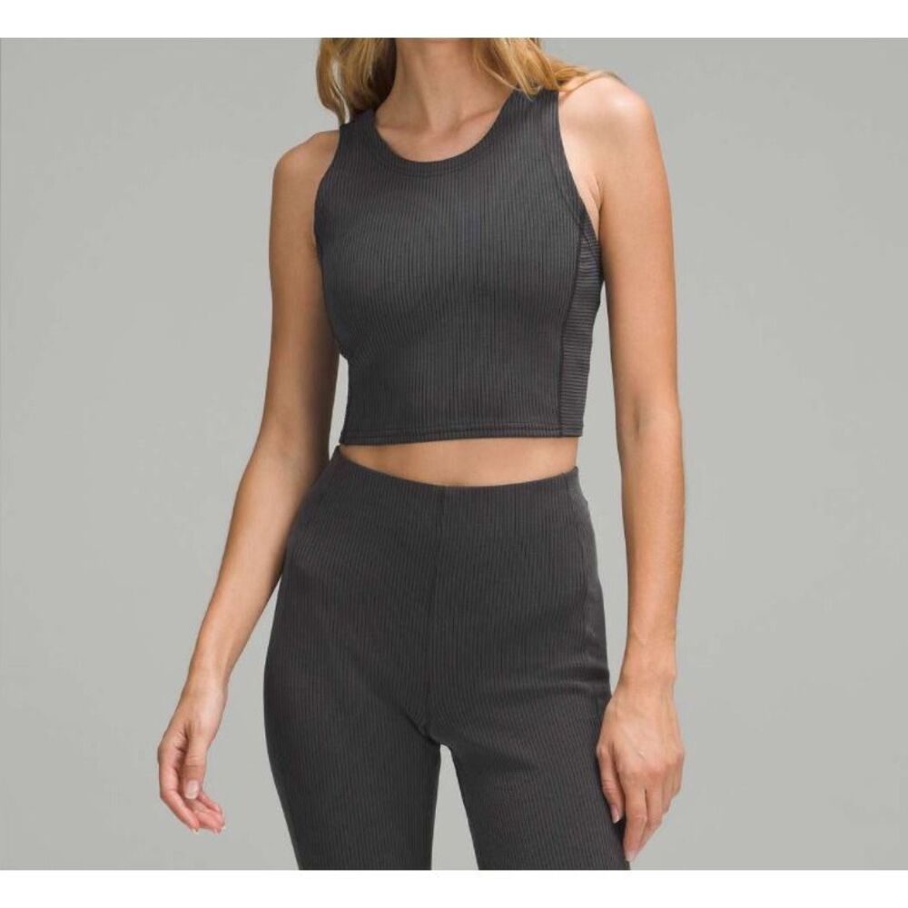 Lululemon Ribbed Softstreme Cropped Tank Top, Black, EUC, Size 6